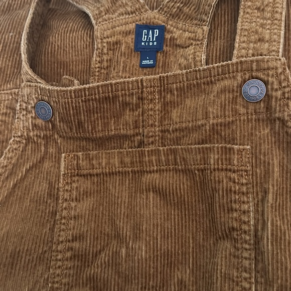 Gap overalls - Picture 5 of 5
